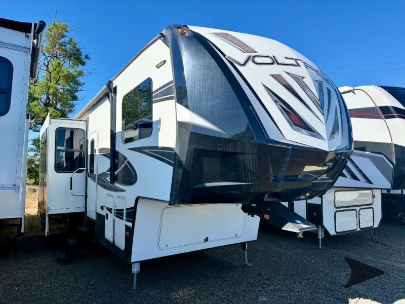 2017 Dutchmen Rv Voltage 3655 in junction city OR