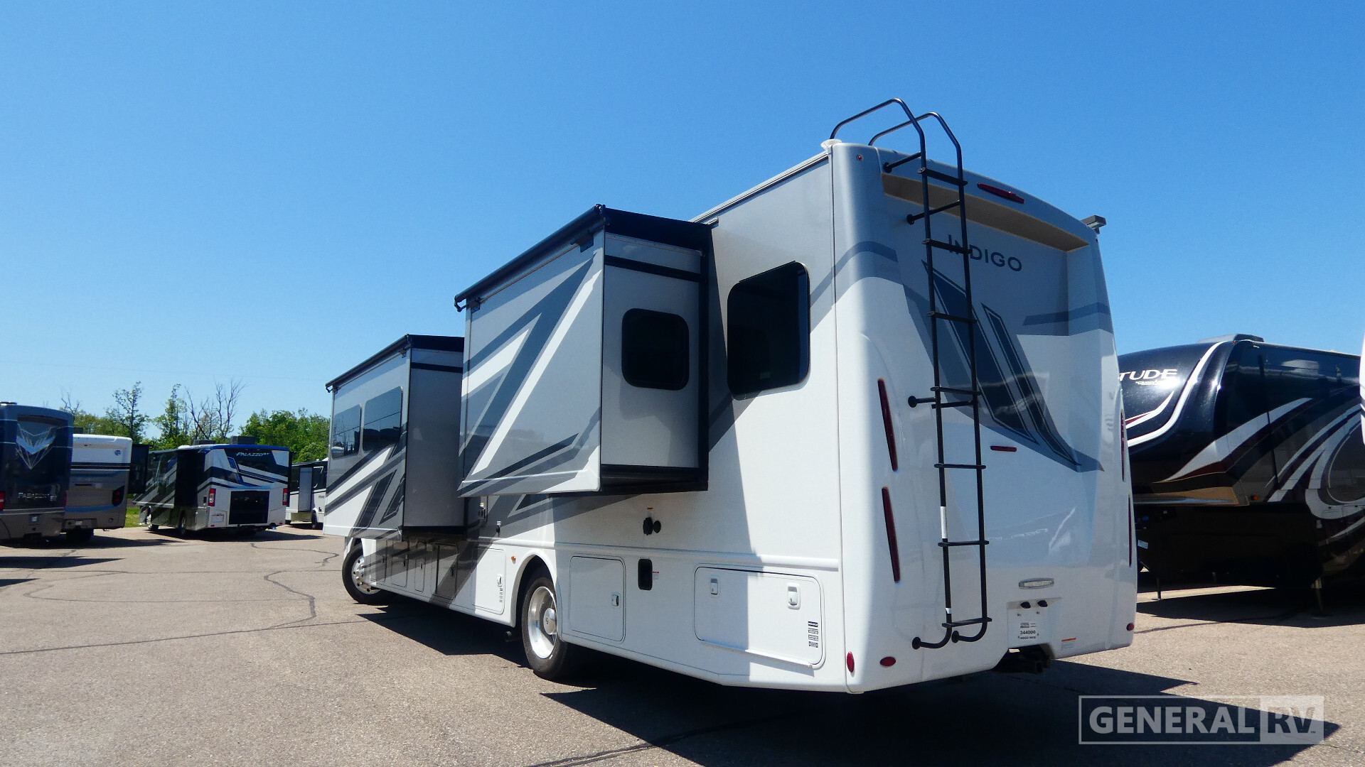 2026 Thor Motor Coach INDIGO HH36 in birch run MI