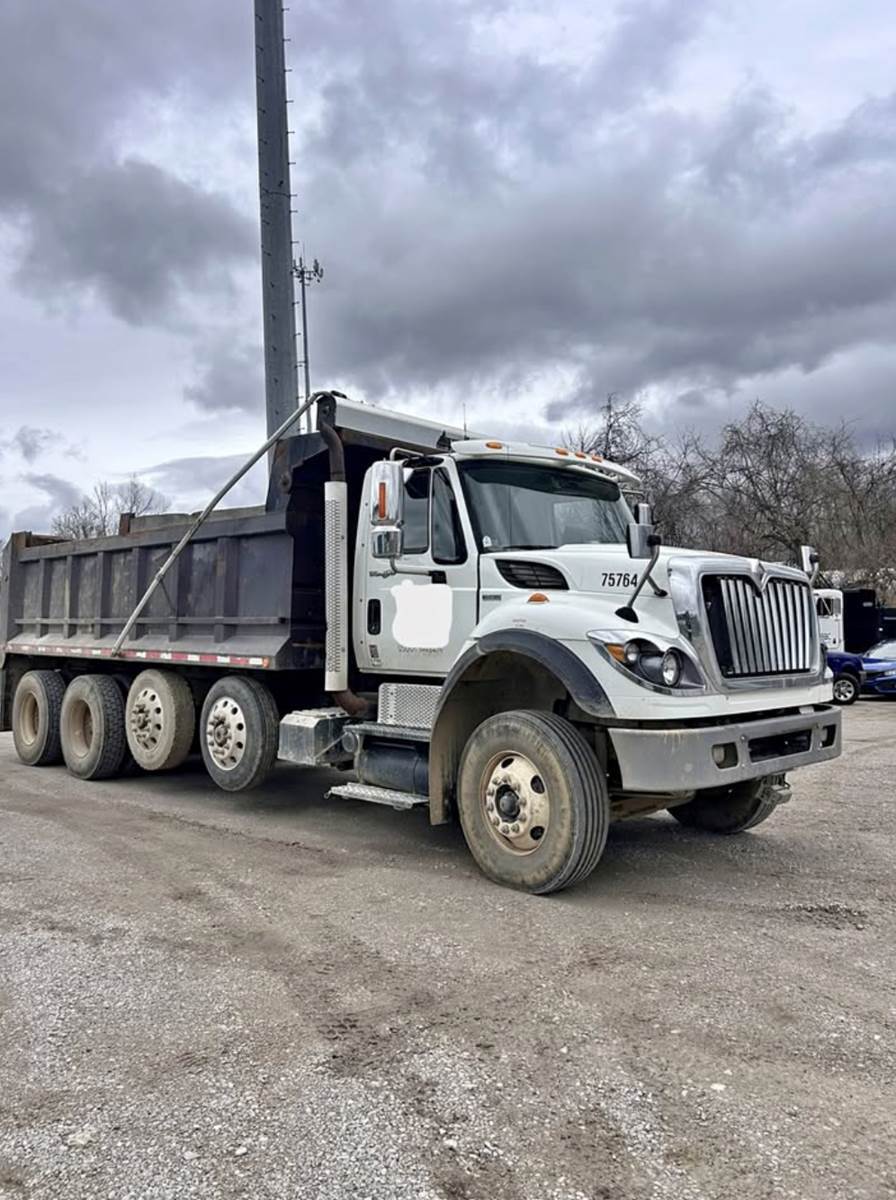 2013 International 7400 in Canton, MI
