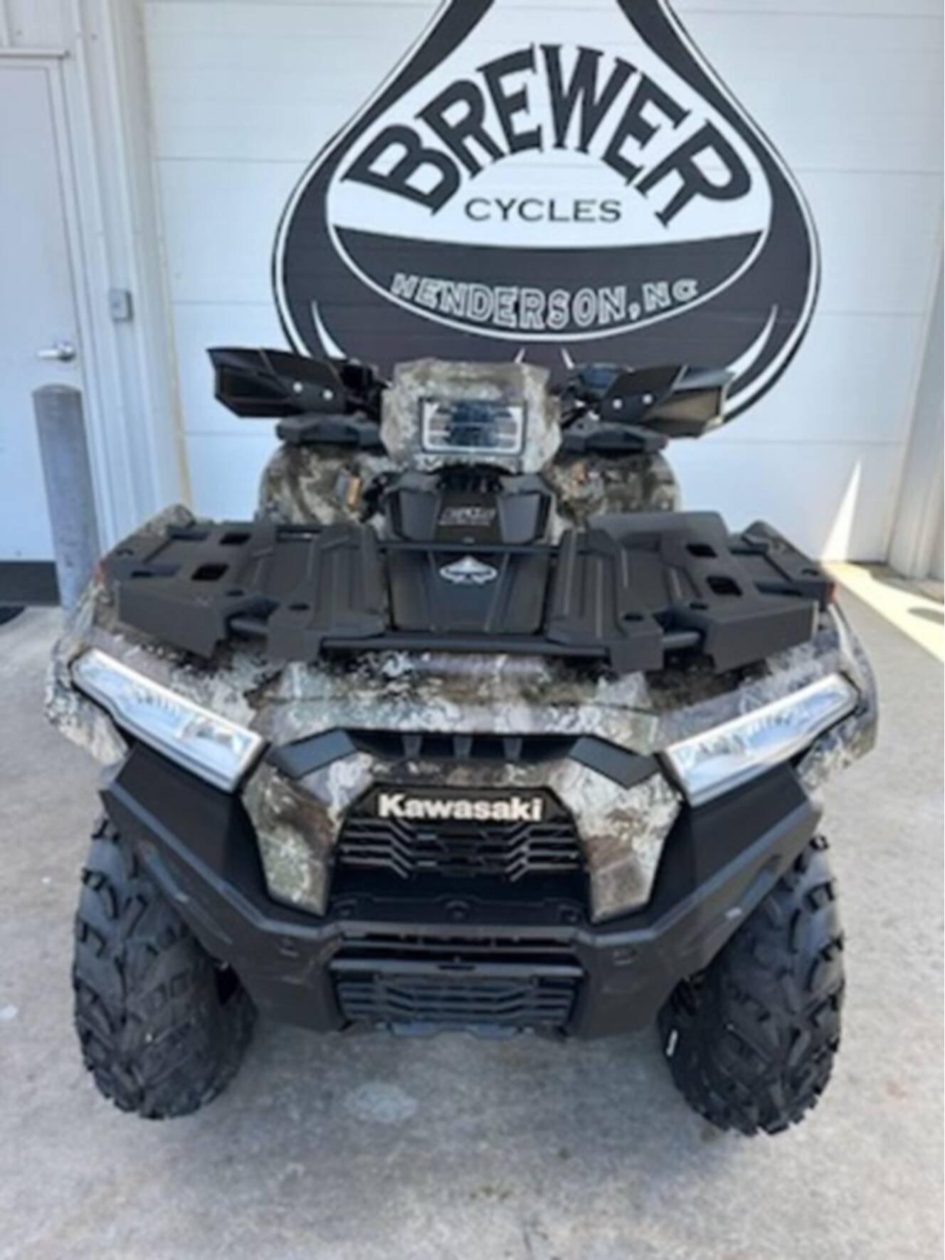 A photo of this 2024 Kawasaki Brute Force® 750 EPS LE Camo