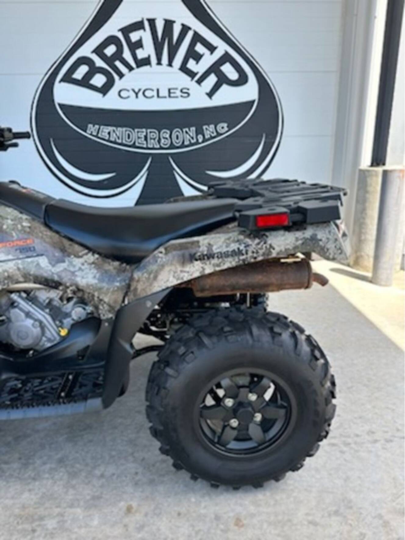 A photo of this 2024 Kawasaki Brute Force® 750 EPS LE Camo