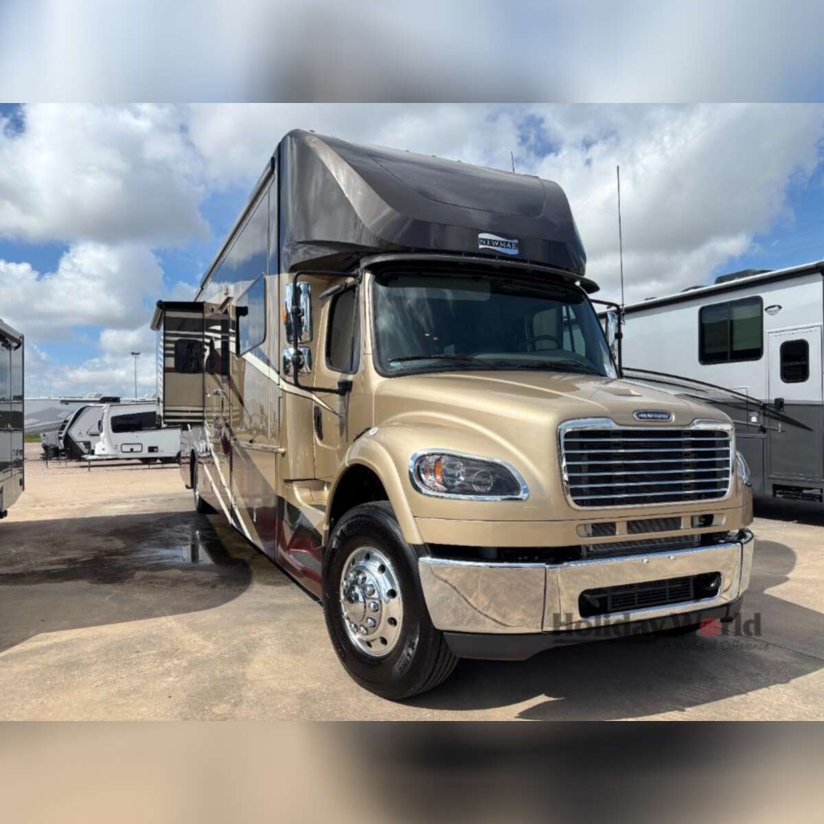 2020 Newmar Super Star 4051