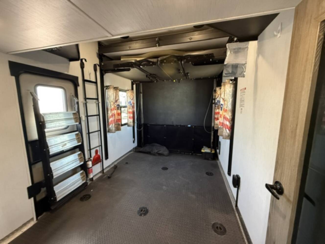A photo of this 2022 Heartland Road Warrior RW 391