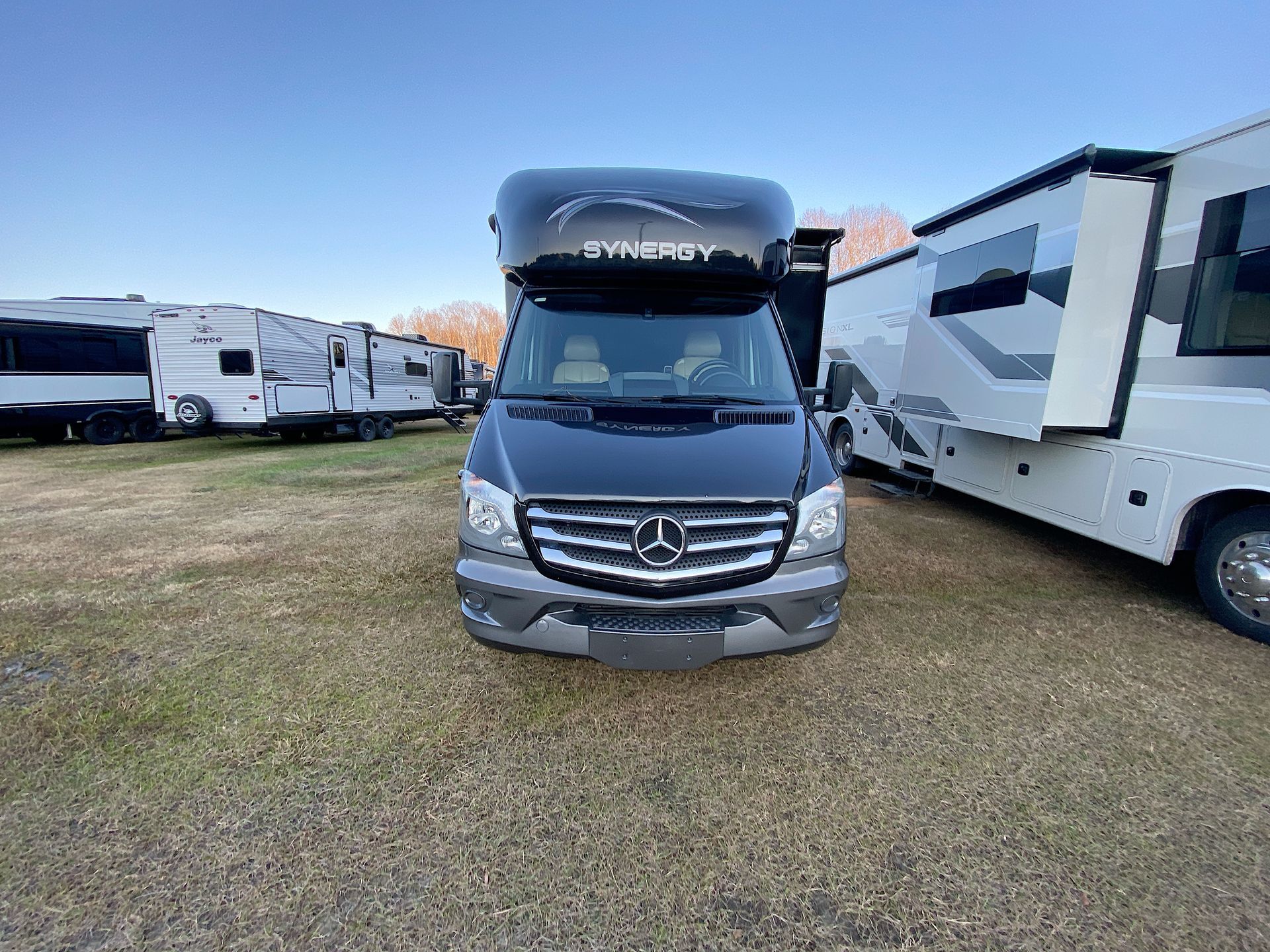 2017 Thor Motor Coach SYNERGY SP24 in benson NC