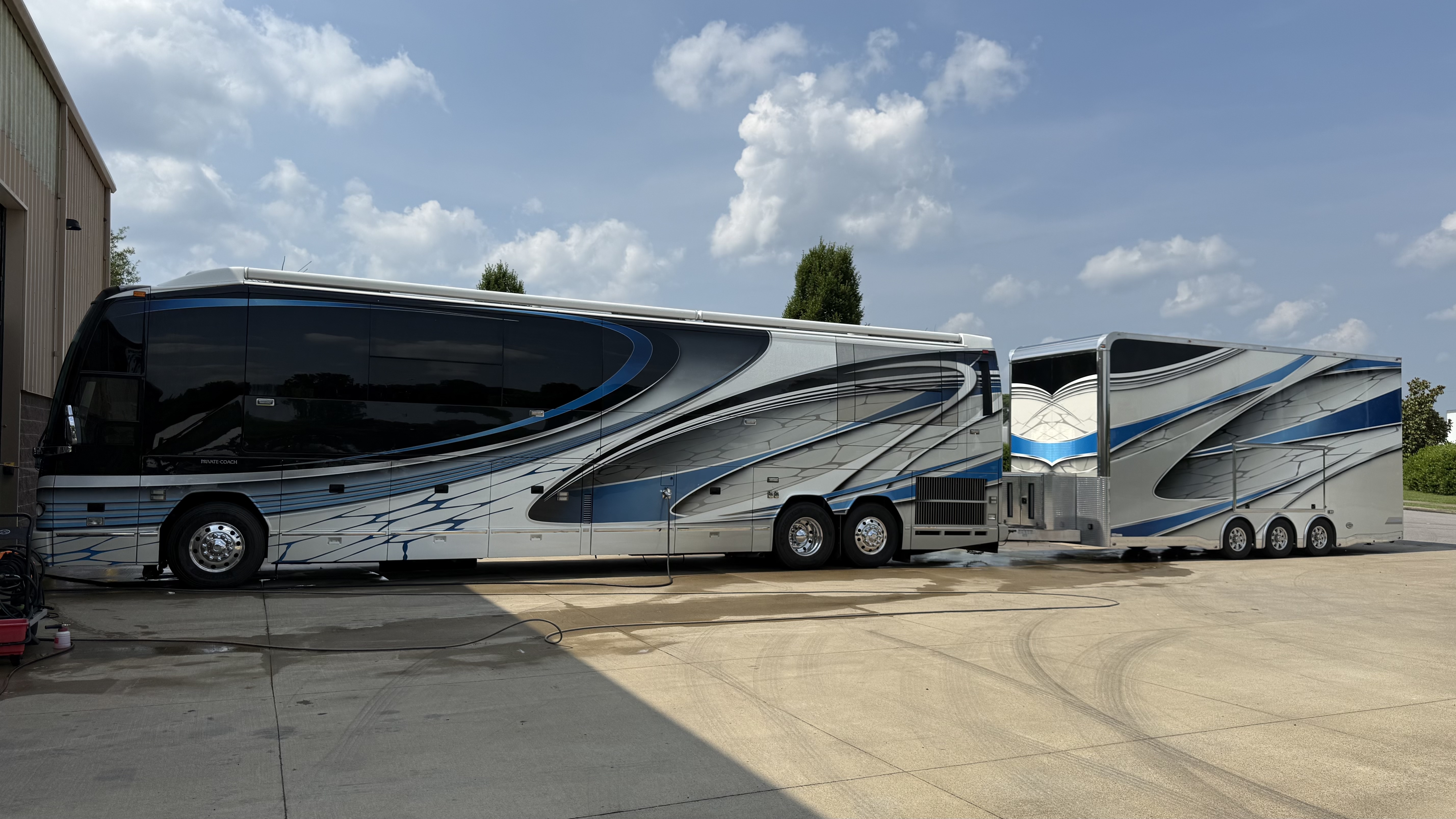 2008 Prevost H 3 45 DOUBLE SLIDE RV