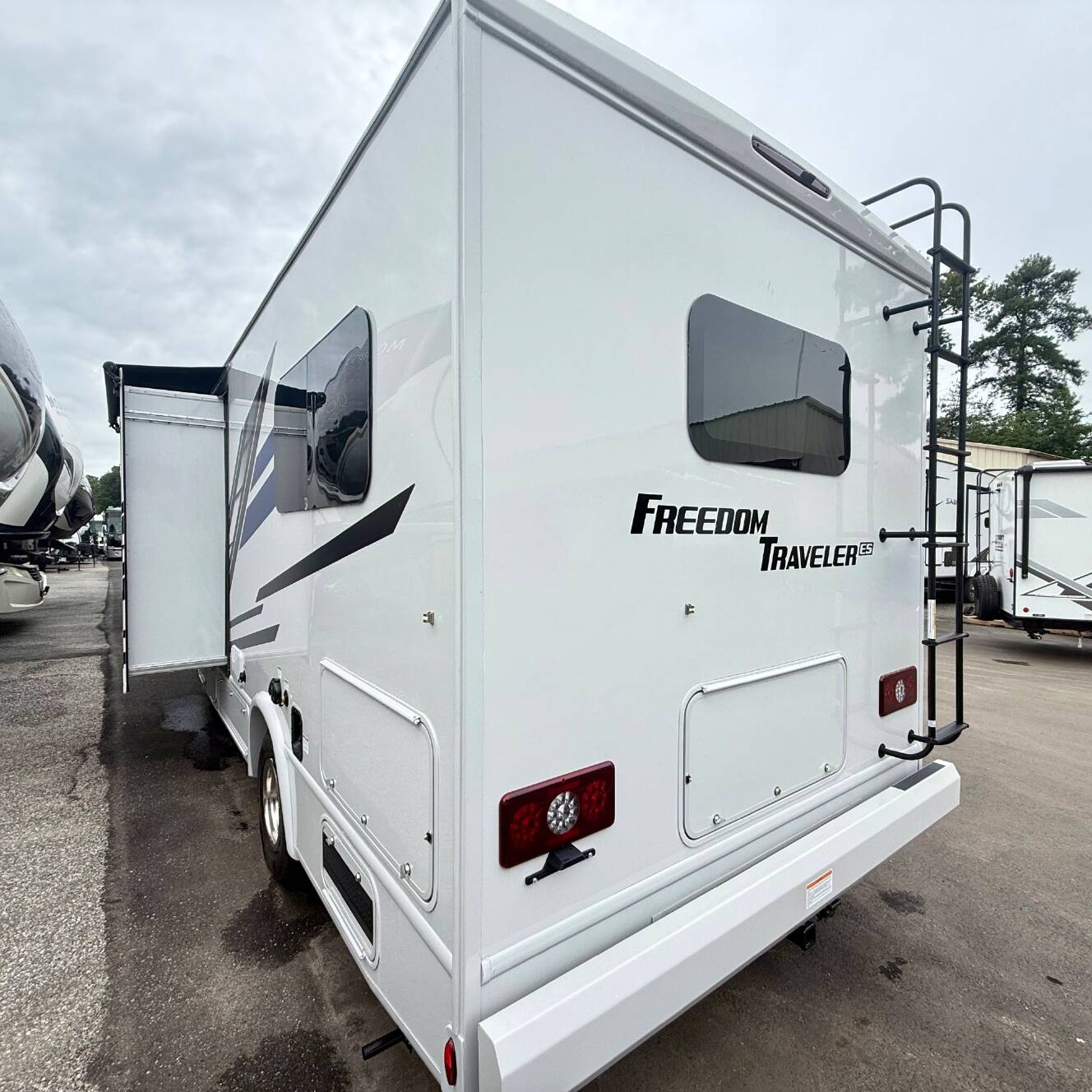 A photo of this 2026 Thor FREEDOM TRAVELER A24