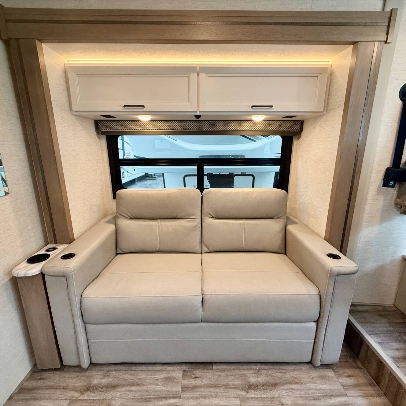 A photo of this 2026 Thor FREEDOM TRAVELER A24