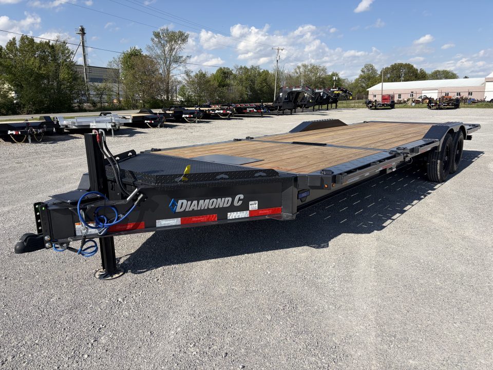 2026 Diamond C Trailers HXD207L24X102 in Woodburn, IN