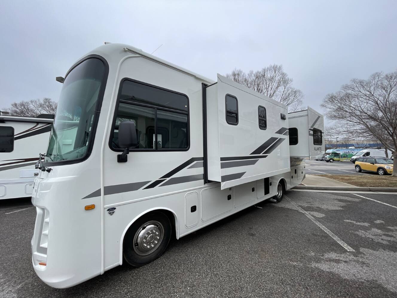 A photo of this 2026 Jayco ALANTE SE 27ASE