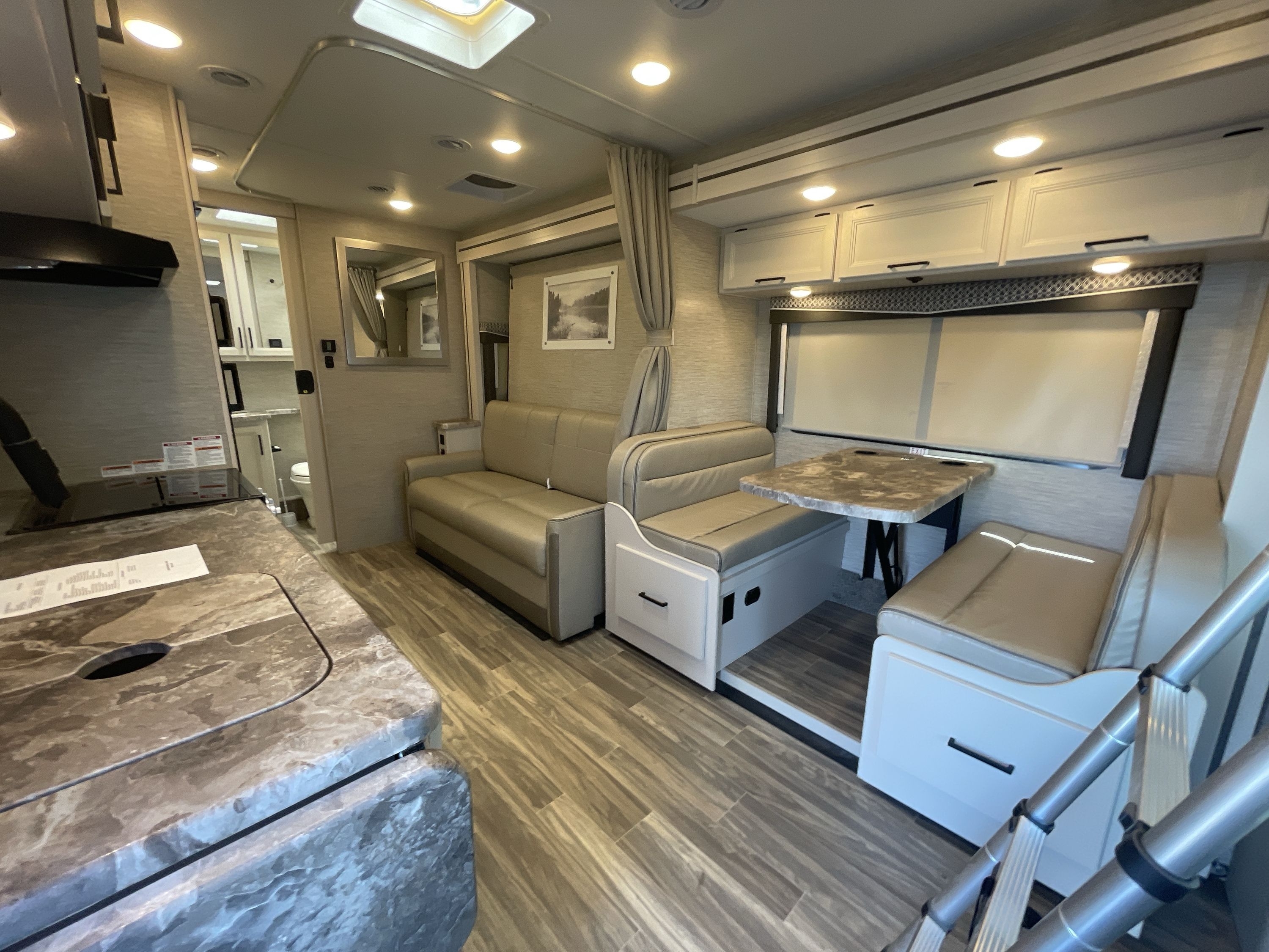 2023 Thor FOUR WINDS 24LT in robertsdale AL