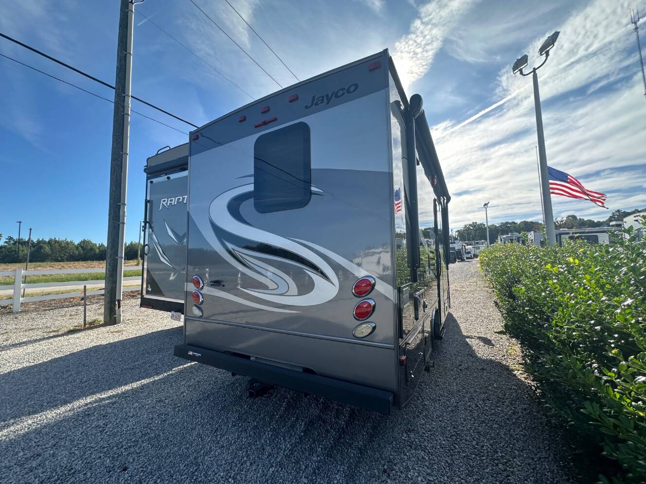 A photo of this 2017 Jayco MELBOURNE 24M