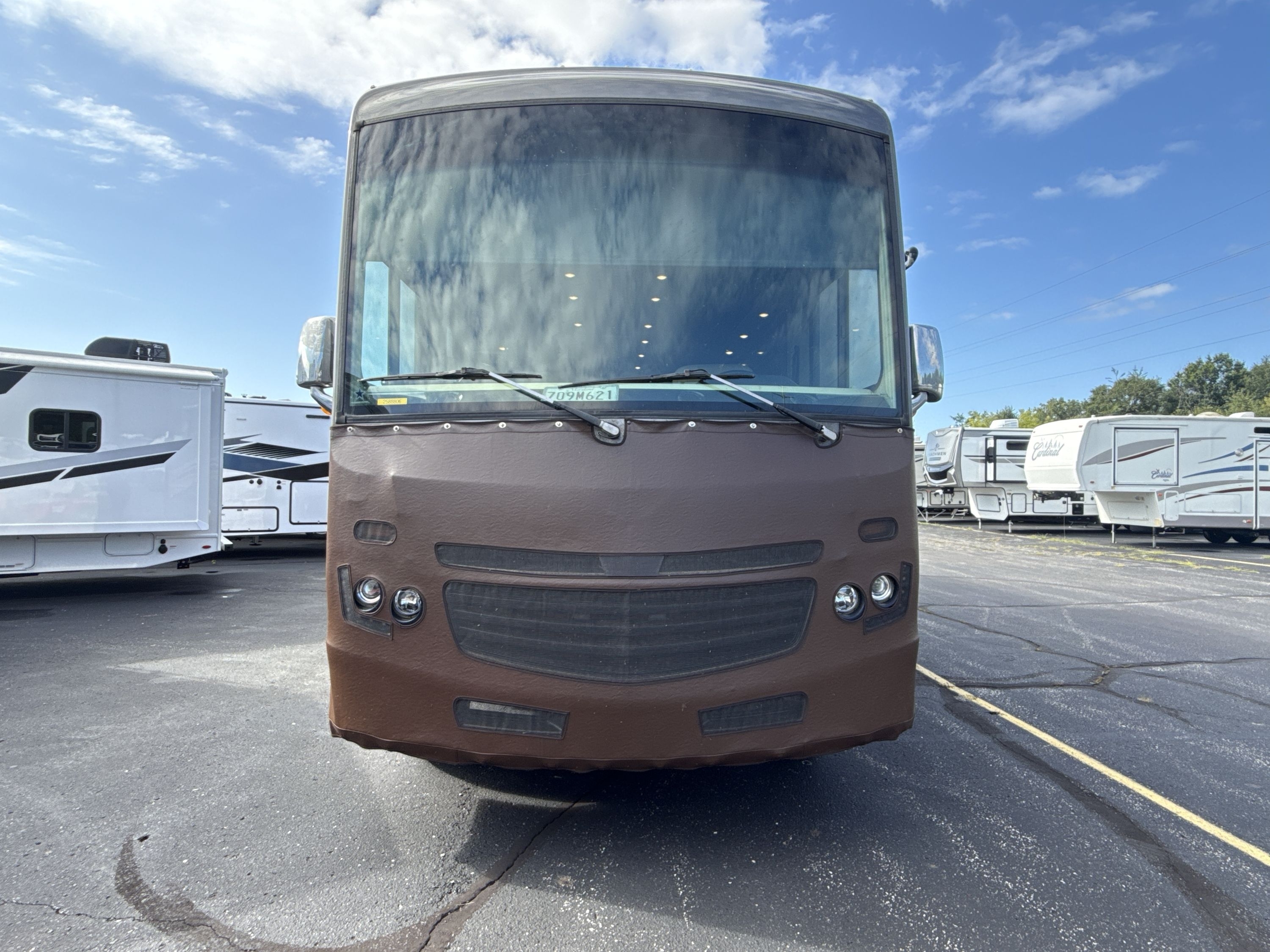 2016 Fleetwood BOUNDER 35K in apollo PA