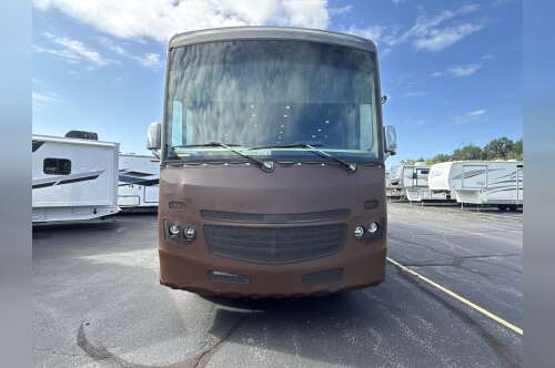 2016 Fleetwood BOUNDER 35K in apollo PA