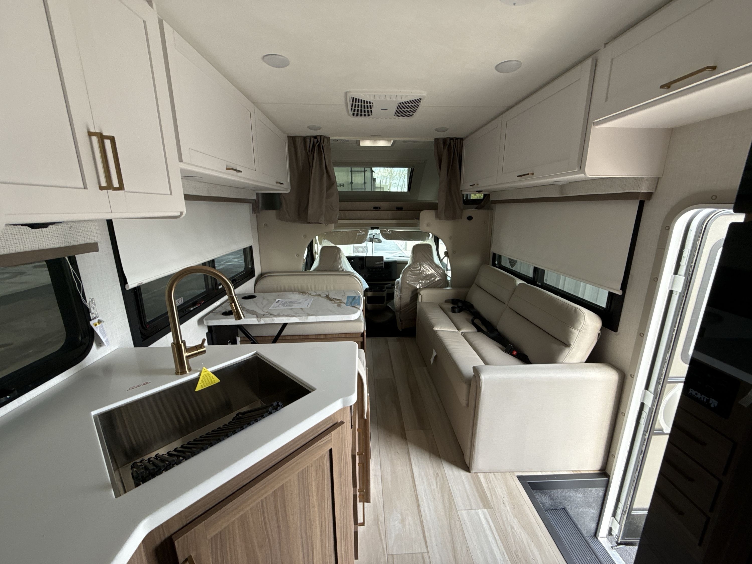 2026 Thor EDDIE BAUER 28EDF in churchville NY