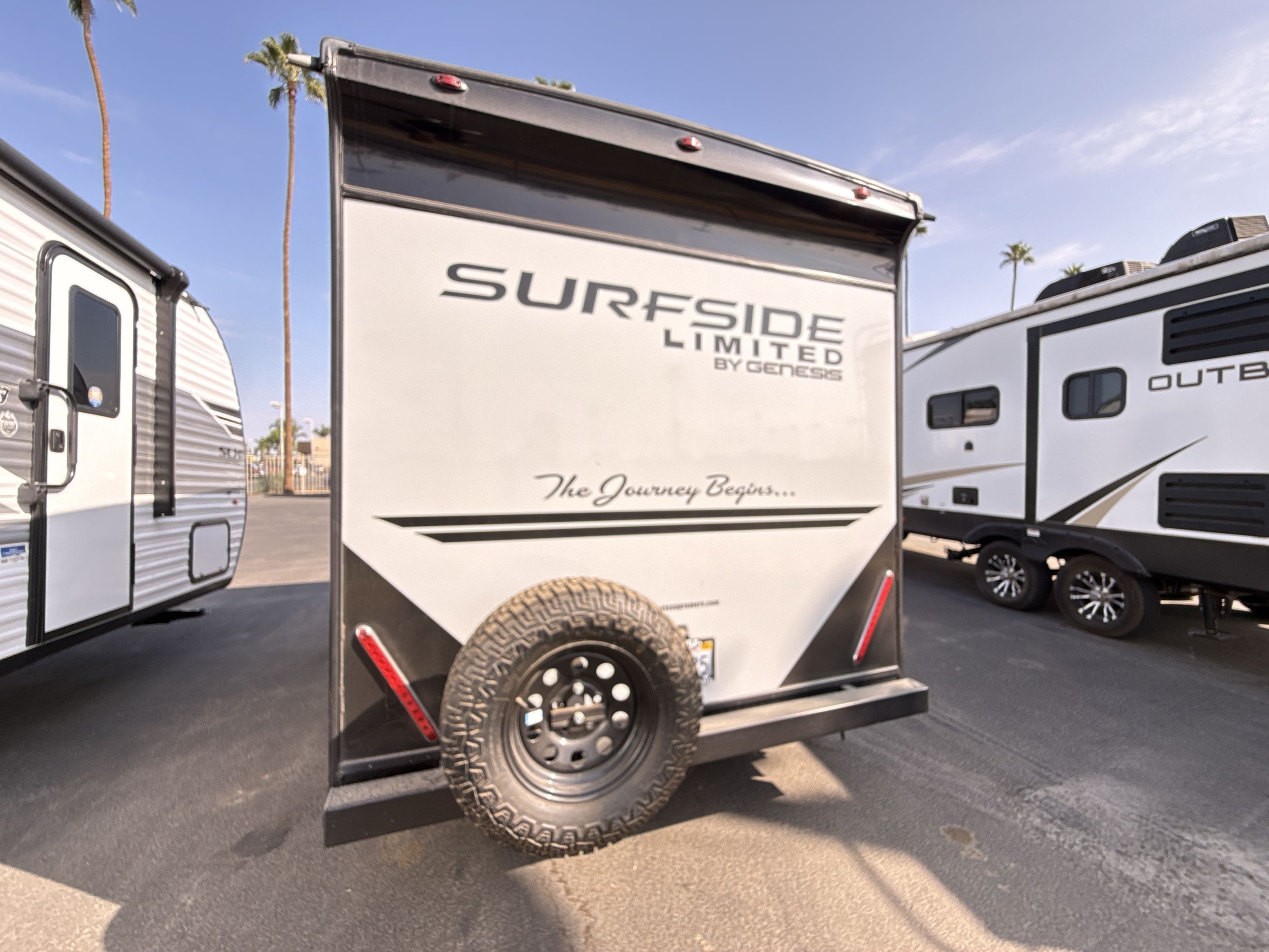 2024 Genesis Supreme SURFSIDE 12FD in bakersfield CA
