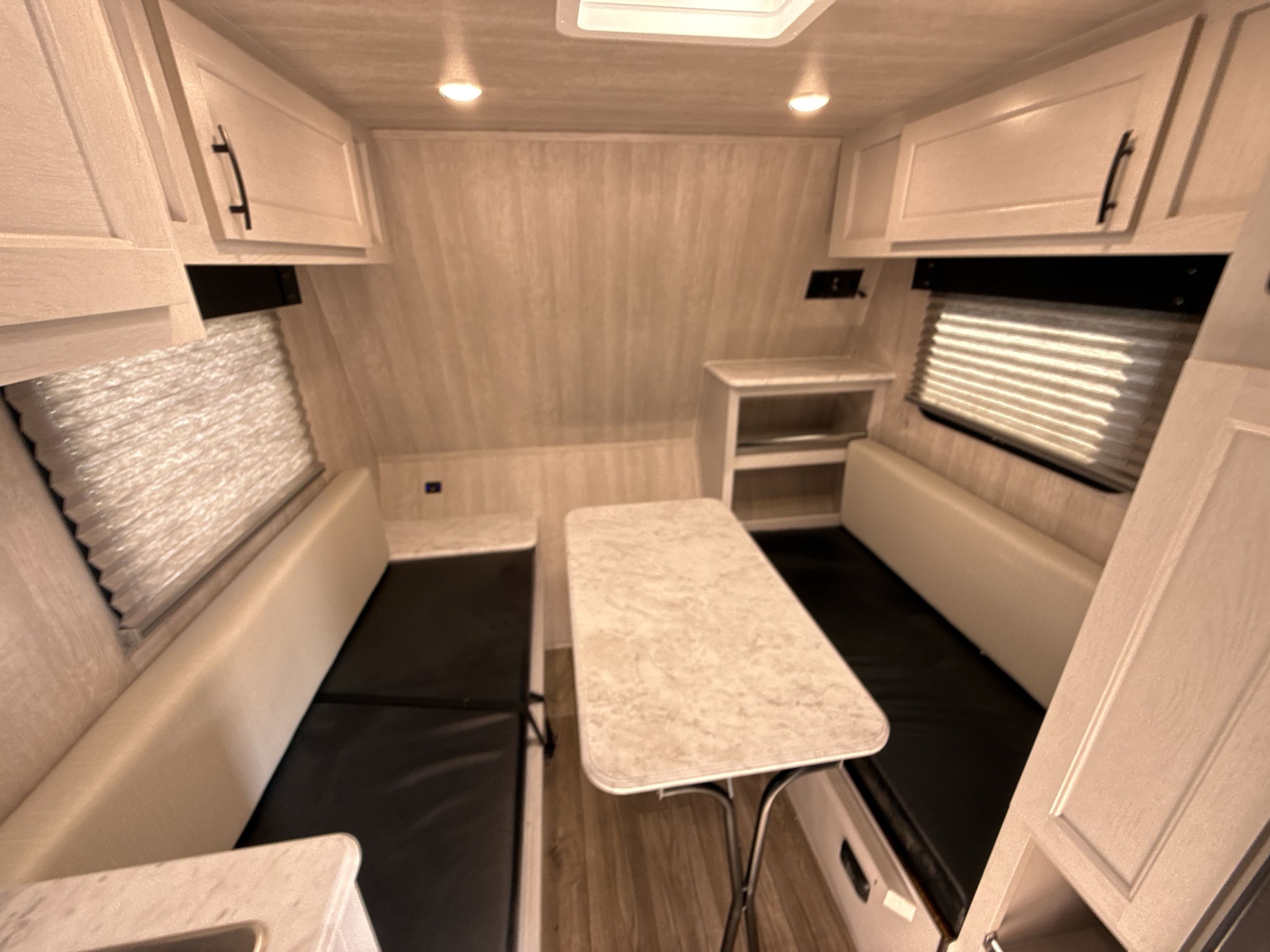 2024 Genesis Supreme SURFSIDE 12FD in bakersfield CA