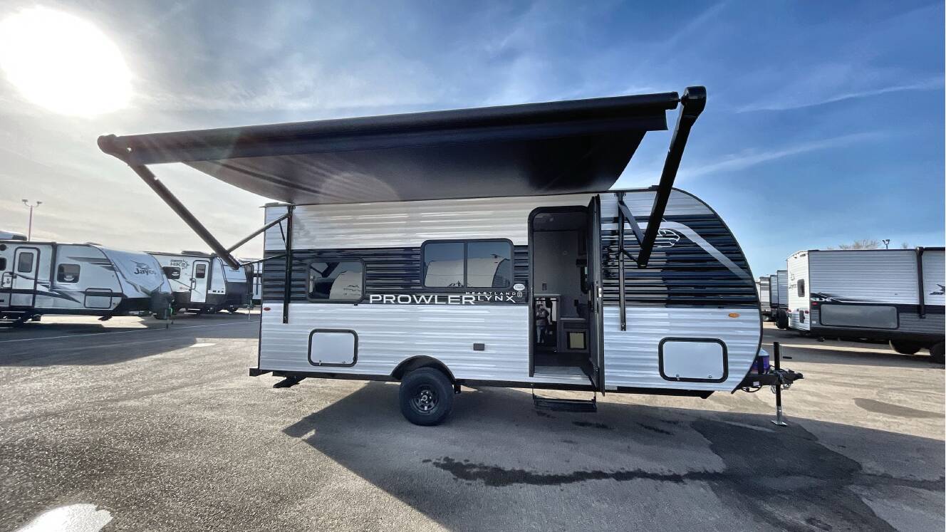 A photo of this 2026 Heartland PROWLER LYNX 1700DBW
