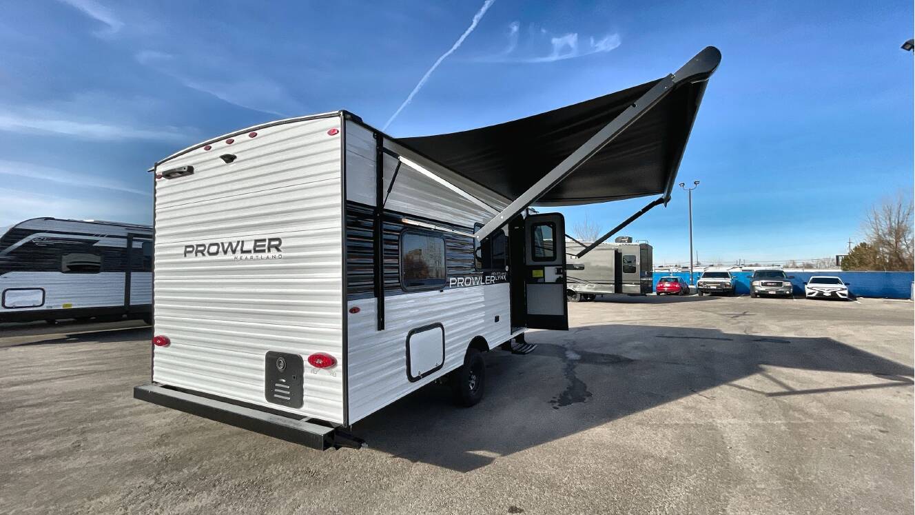 A photo of this 2026 Heartland PROWLER LYNX 1700DBW