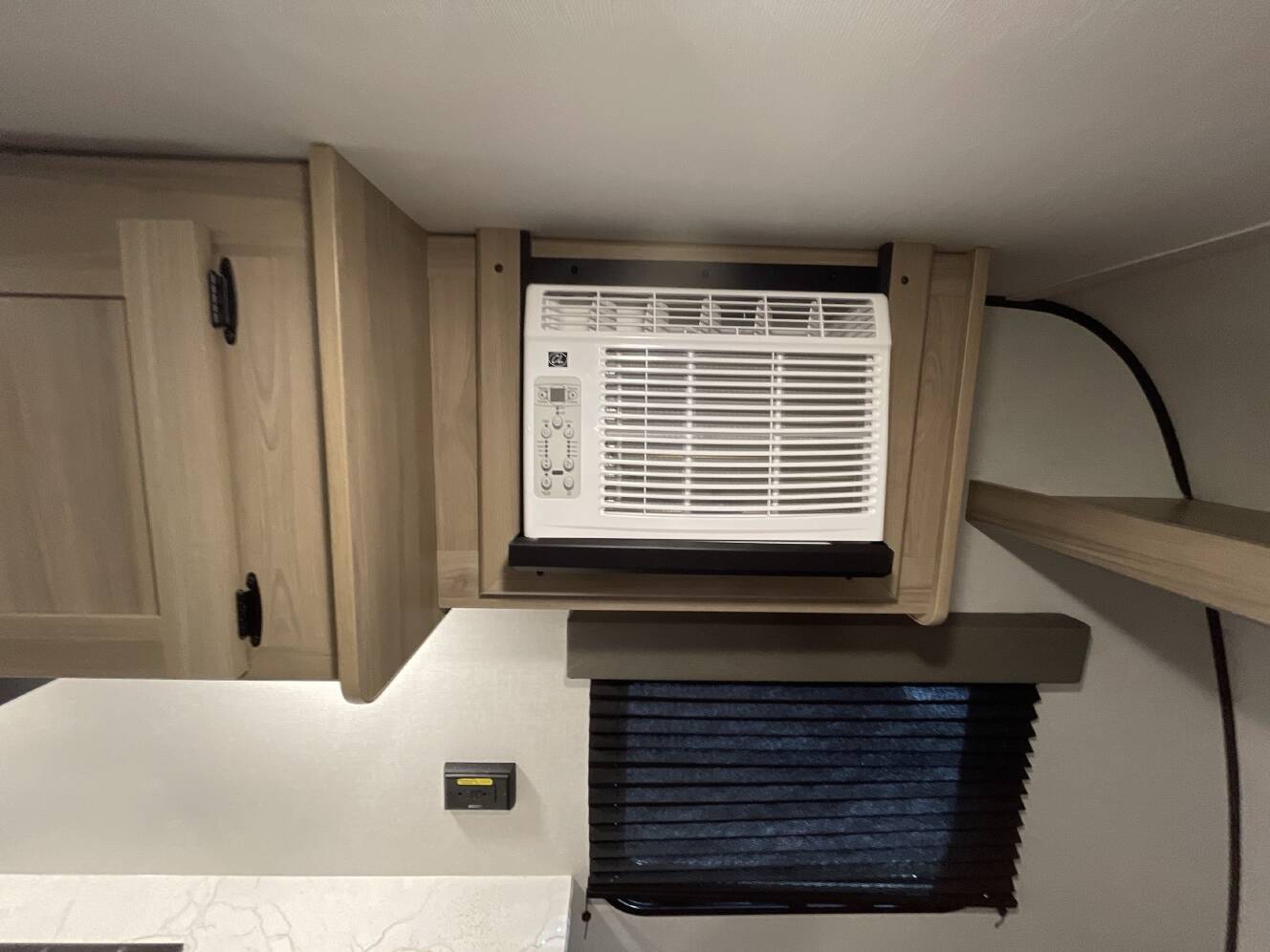 A photo of this 2027 Keystone COLEMAN 13R