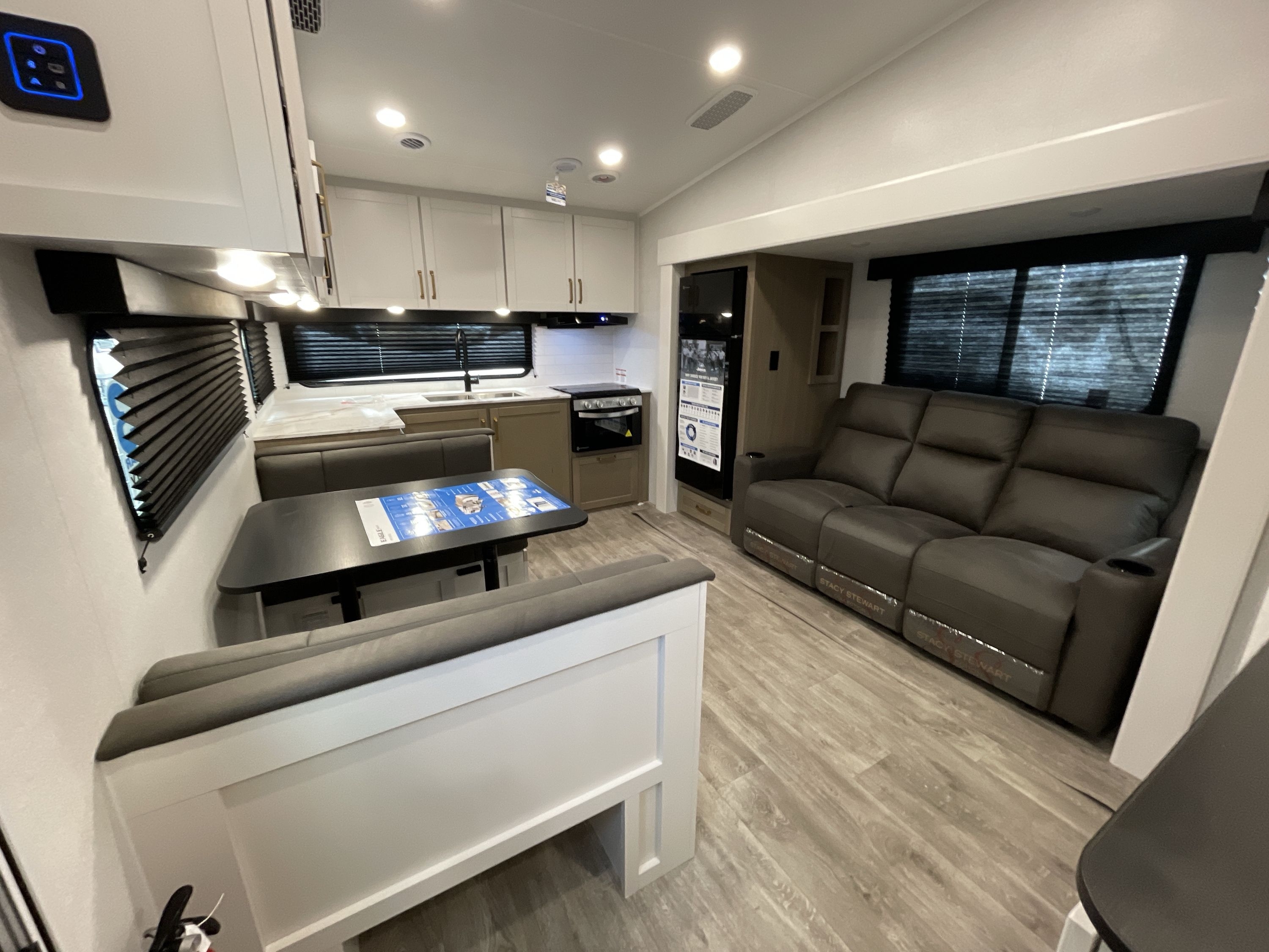 2026 Jayco EAGLE SLE 24MLE in riverside CA