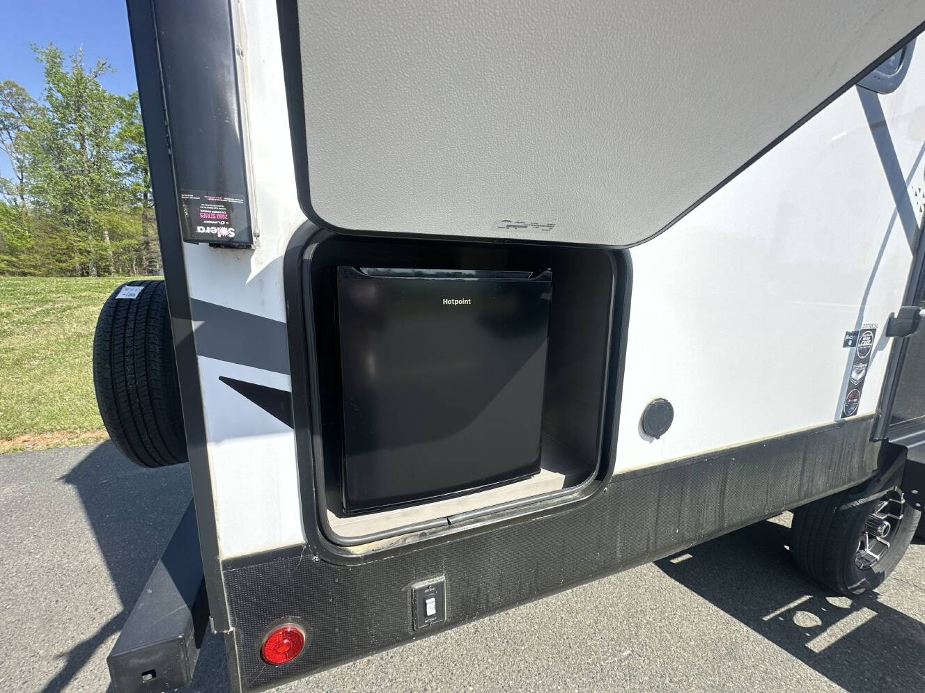 A photo of this 2025 Dutchmen KODIAK 257RKSL