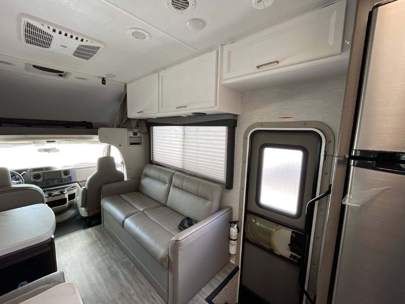 A photo of this 2024 Thor FOUR WINDS 28A