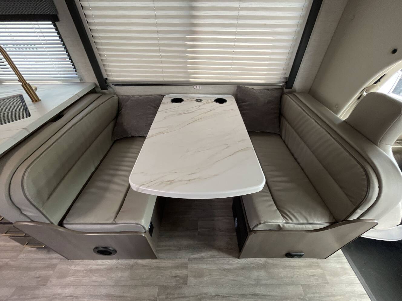 A photo of this 2024 Thor FOUR WINDS 28A