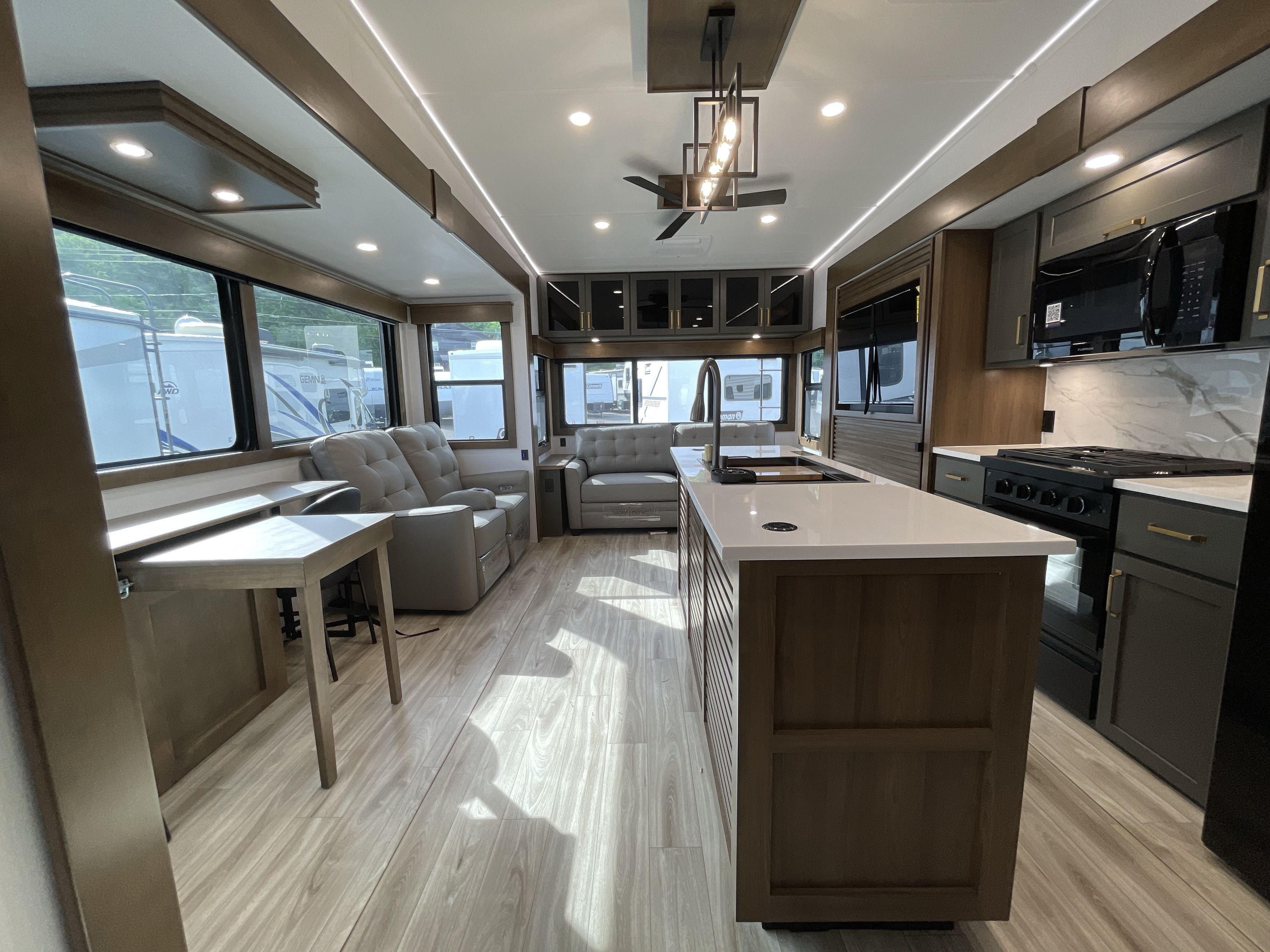 2026 Keystone MONTANA HIGH COUNTRY 290RL in chichester NH