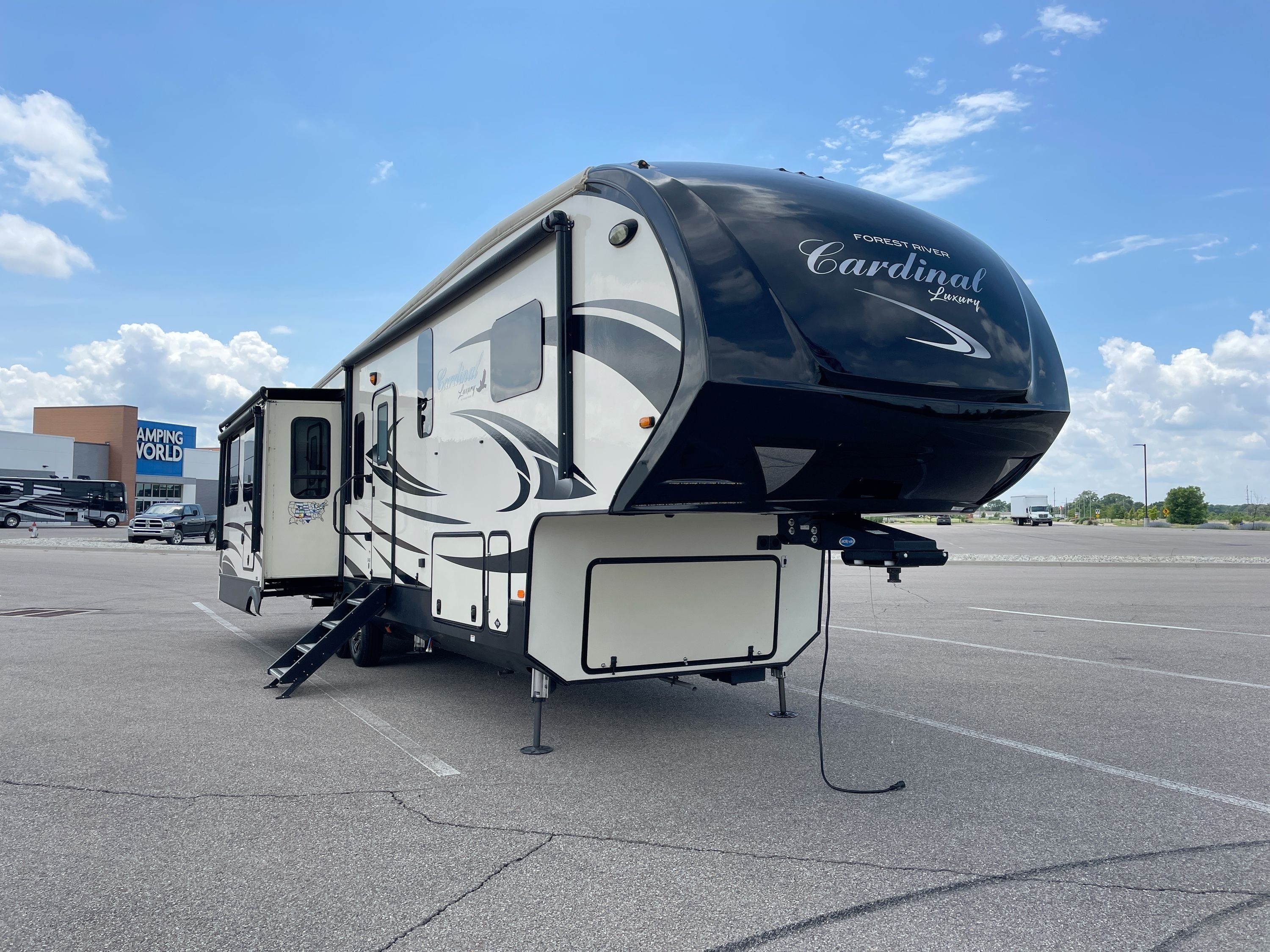 2020 Forest River CARDINAL LUXURY 3456RLX RV