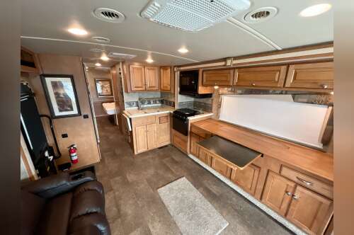 2015 Winnebago VISTA 30T in west fargo ND