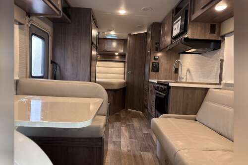 2022 Winnebago MINNIE WINNIE 25B in elkhart IN