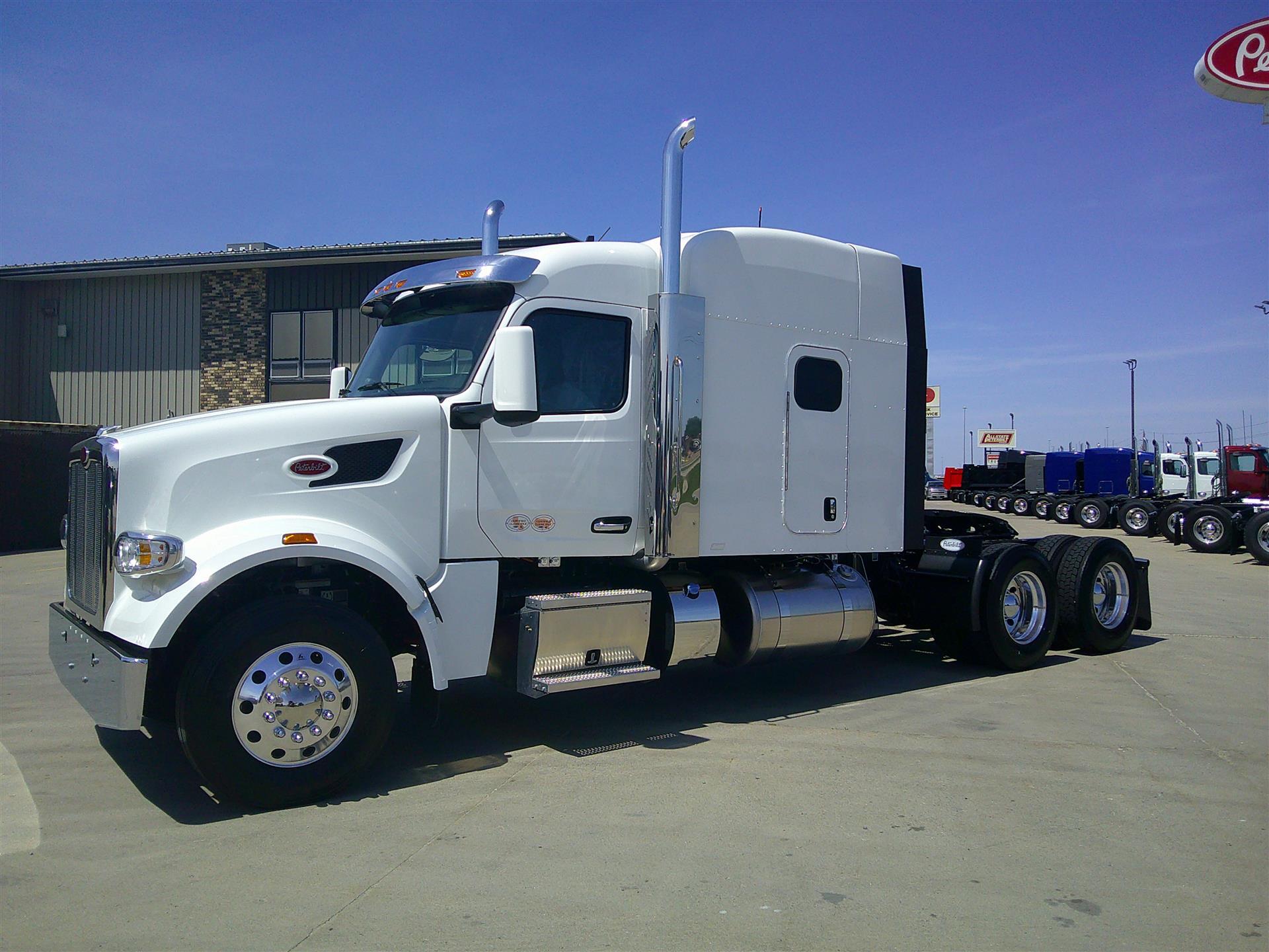 2027 PETERBILT 567 in Fargo, ND