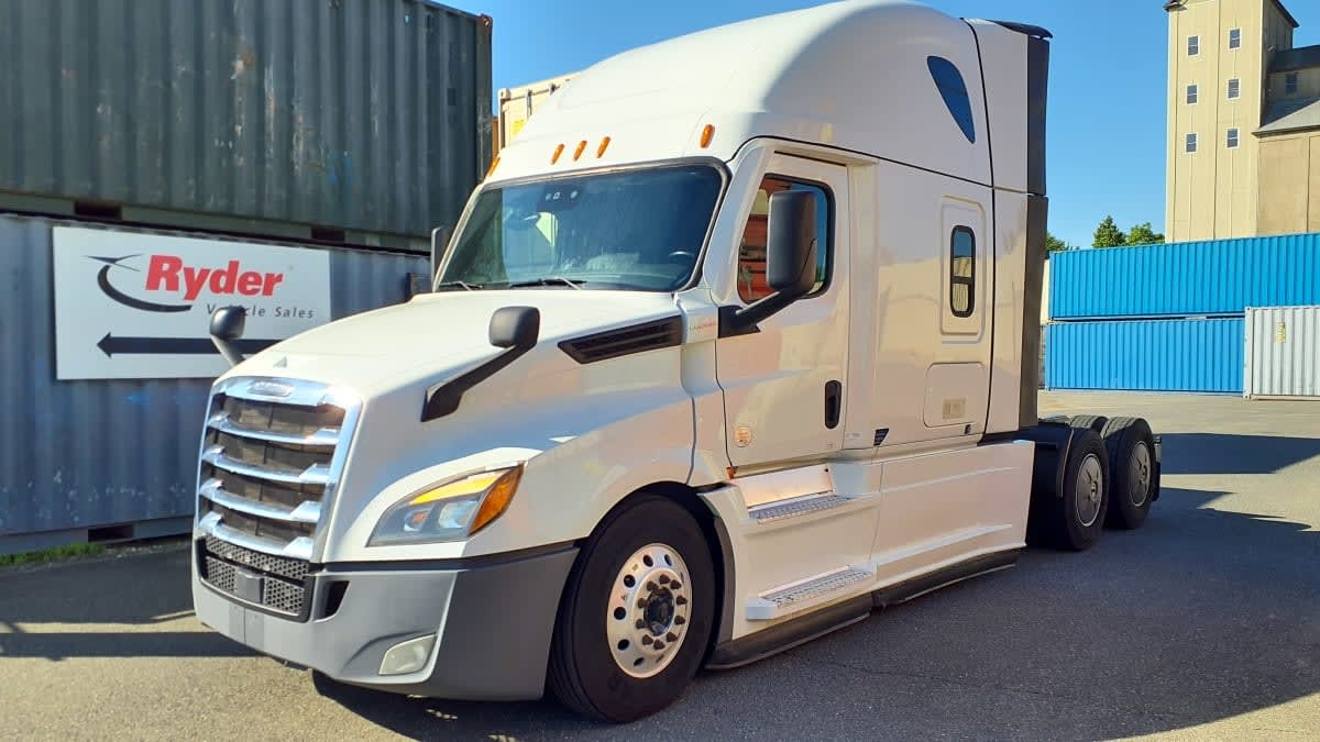 2022 FREIGHTLINER CASCADIA 126 in Springfield, MA