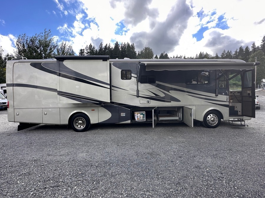 2006 Monaco Knight 40DFD in lakeland FL