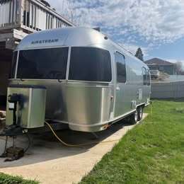 2009 Airstream INTERNATIONAL SIGNATURE 25FB RV