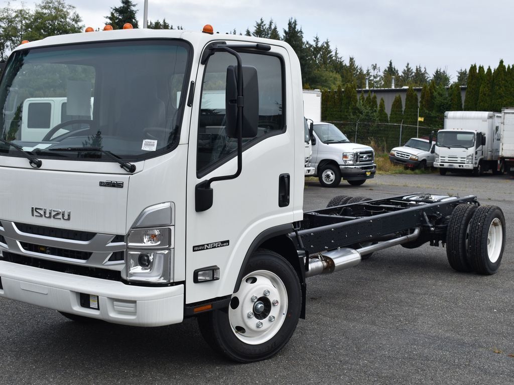 2025 ISUZU NPR HD in Everett, WA