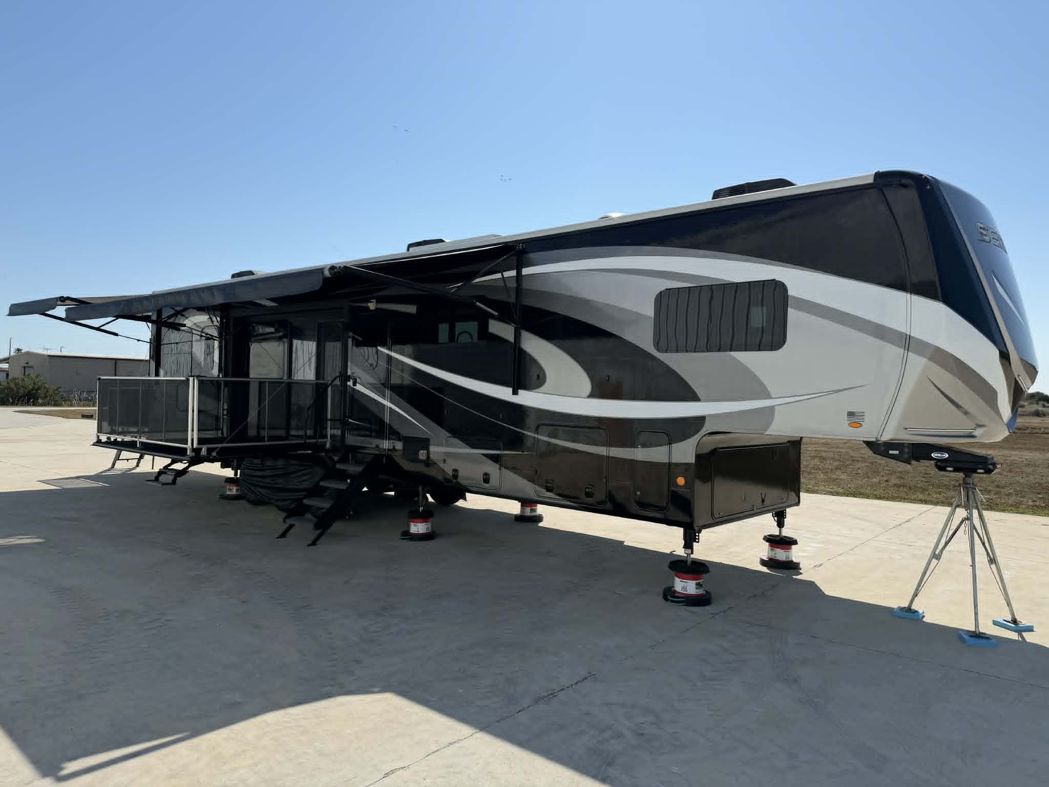2020 Jayco SEISMIC 4113 in melbourne FL