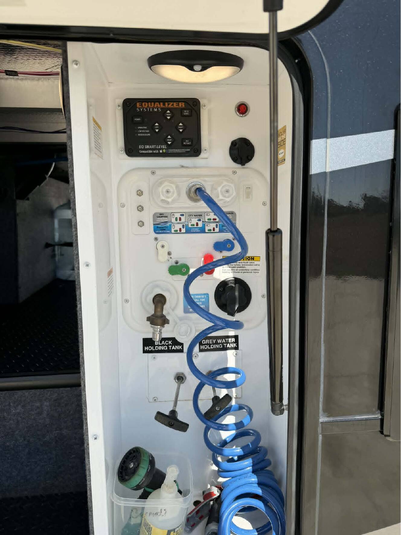 A photo of this 2020 Jayco SEISMIC 4113
