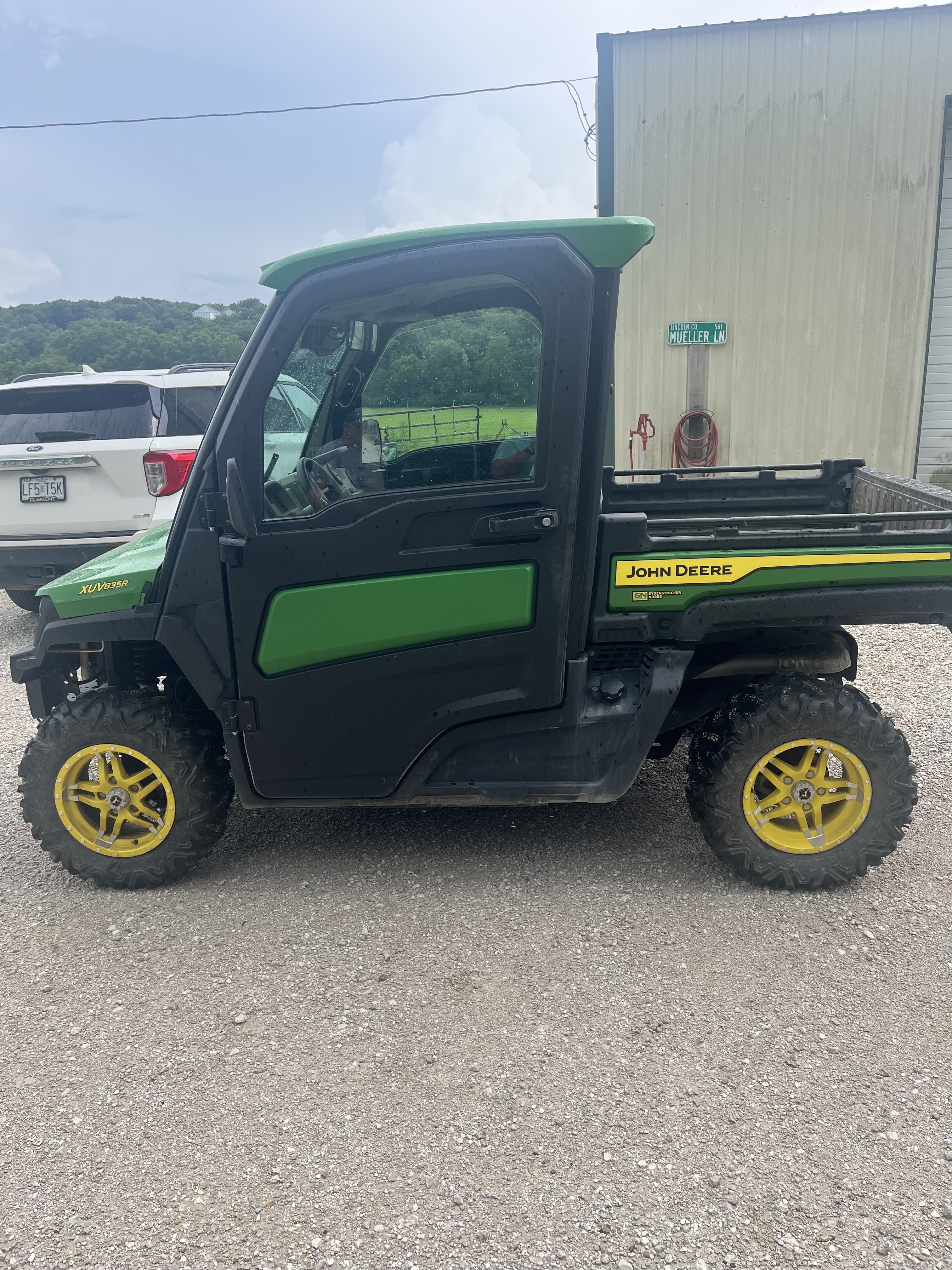 2023 John Deere GATOR XUV835R BASE Recreation/Utility ATV