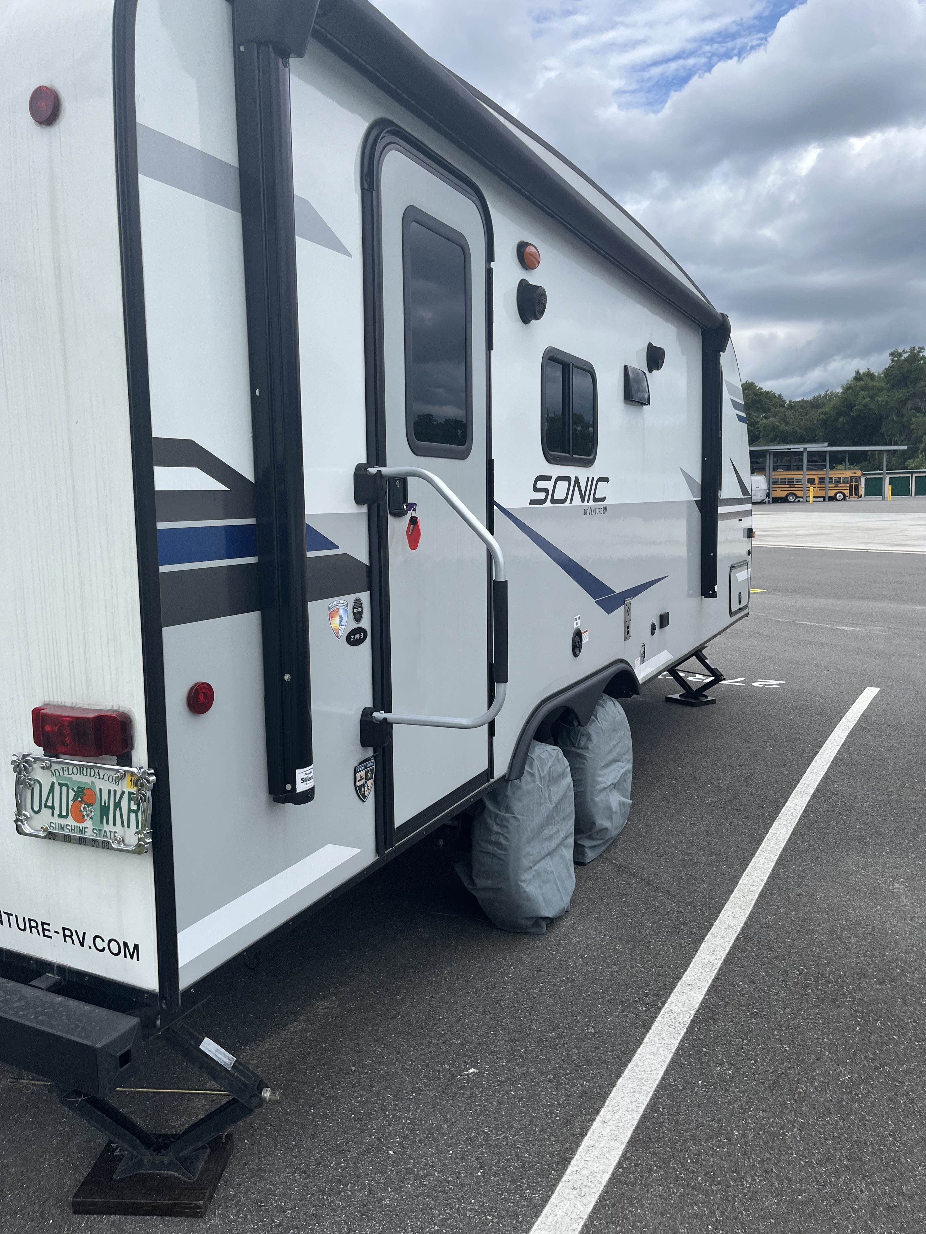 2022 Venture Rv SONIC 211VRB RV
