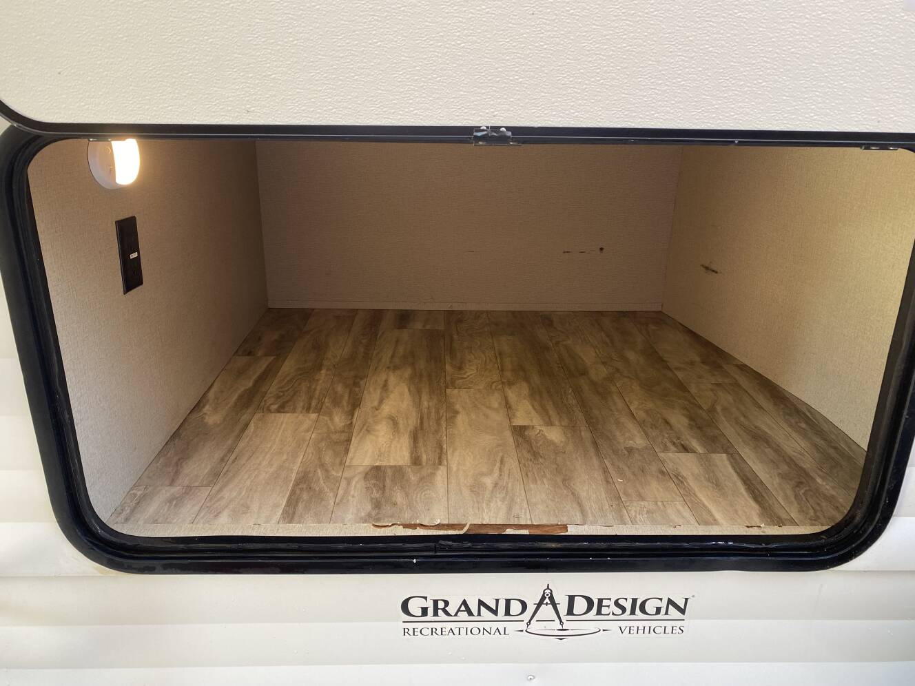 A photo of this 2021 Grand Design TRANSCEND XPLOR 265BH