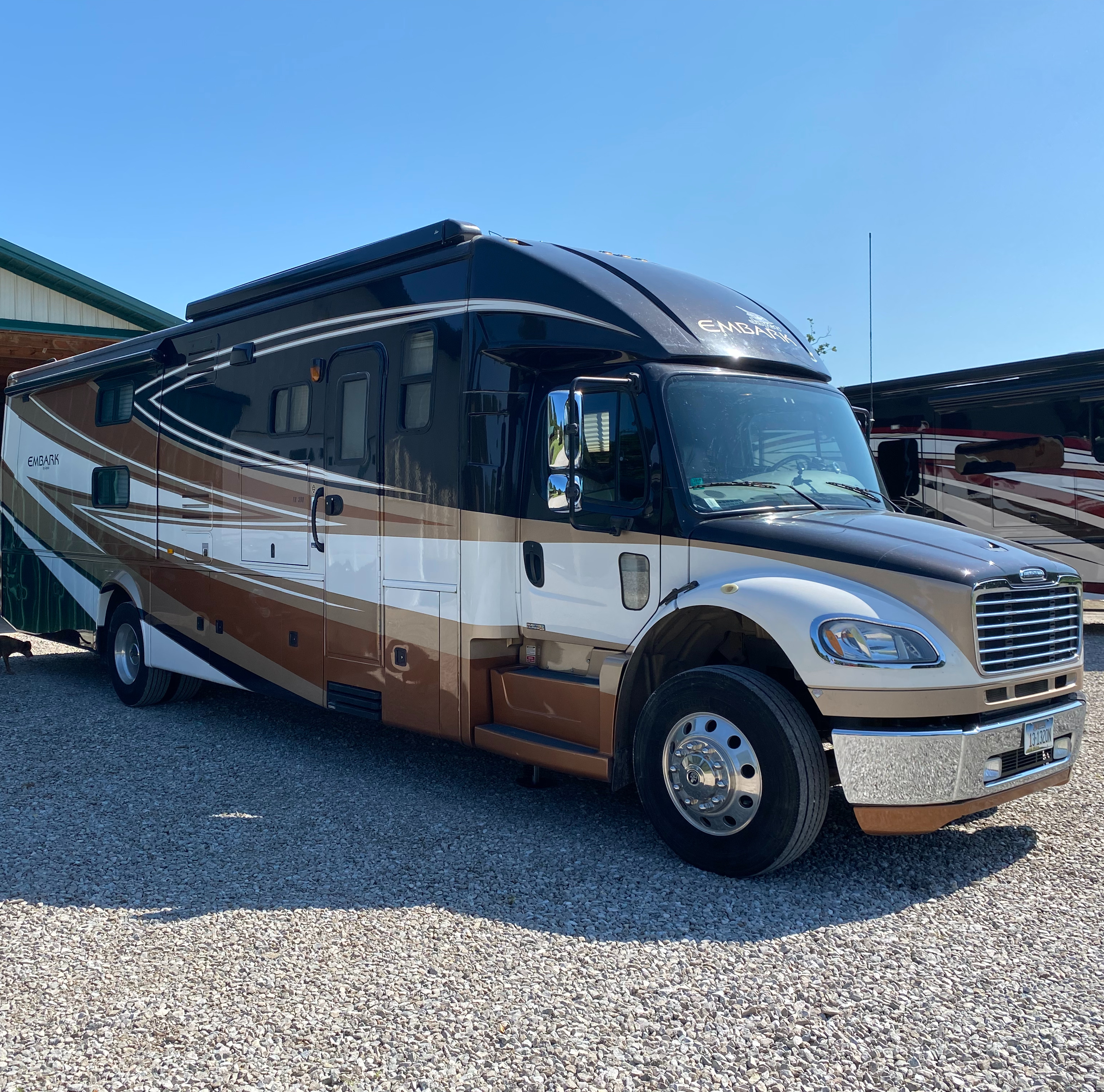 2011 Jayco EMBARK TB390 in scipio IN