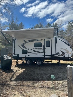 2014 Keystone BULLET PREMIER ULTRA LIGHT 19FBPR RV