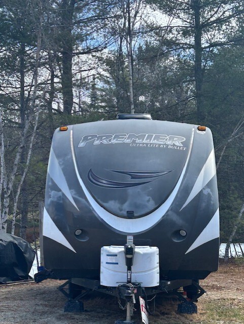 2014 Keystone BULLET PREMIER ULTRA LIGHT 19FBPR in danbury NH