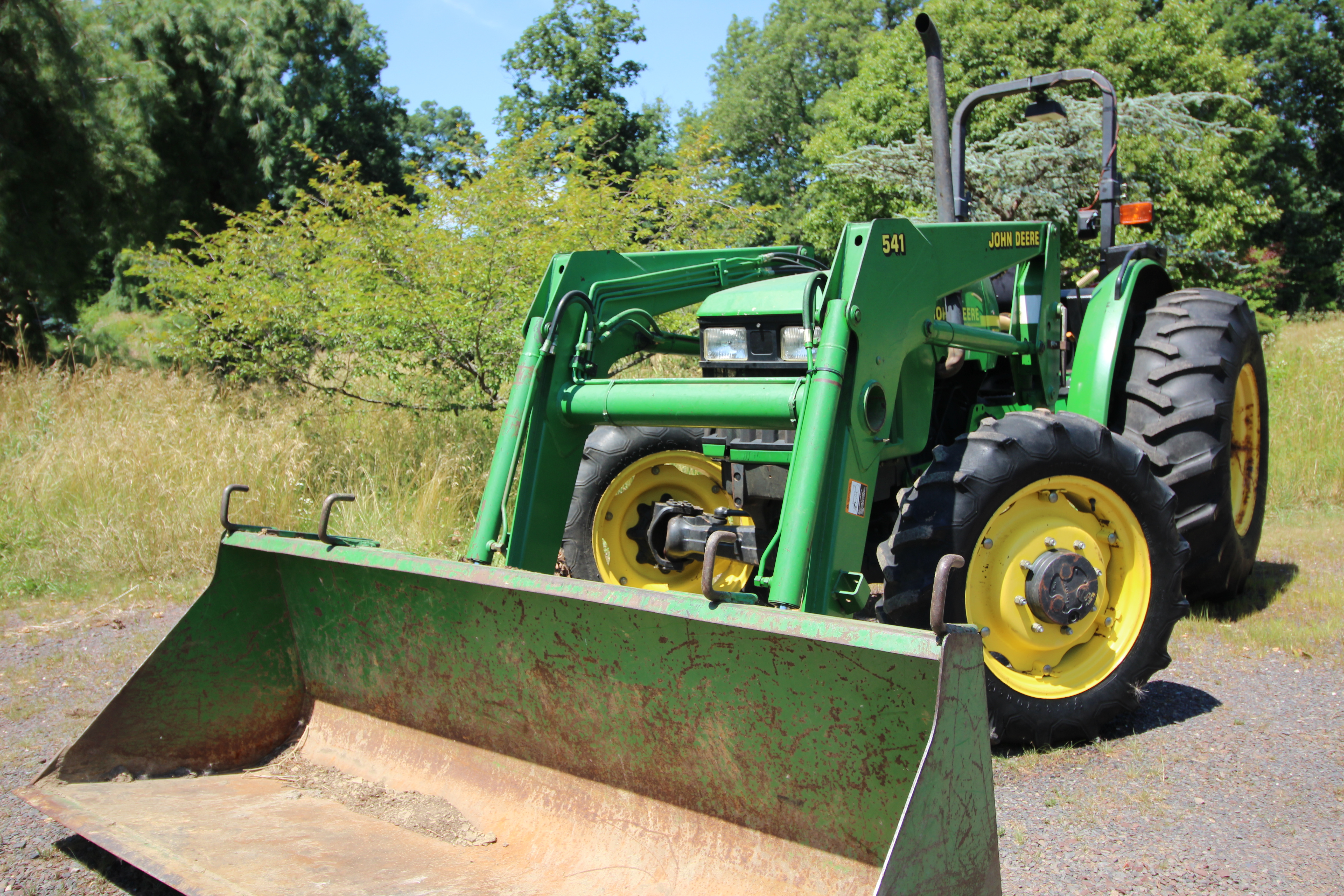 2003 JOHN DEERE 5310 in Hatfield, PA