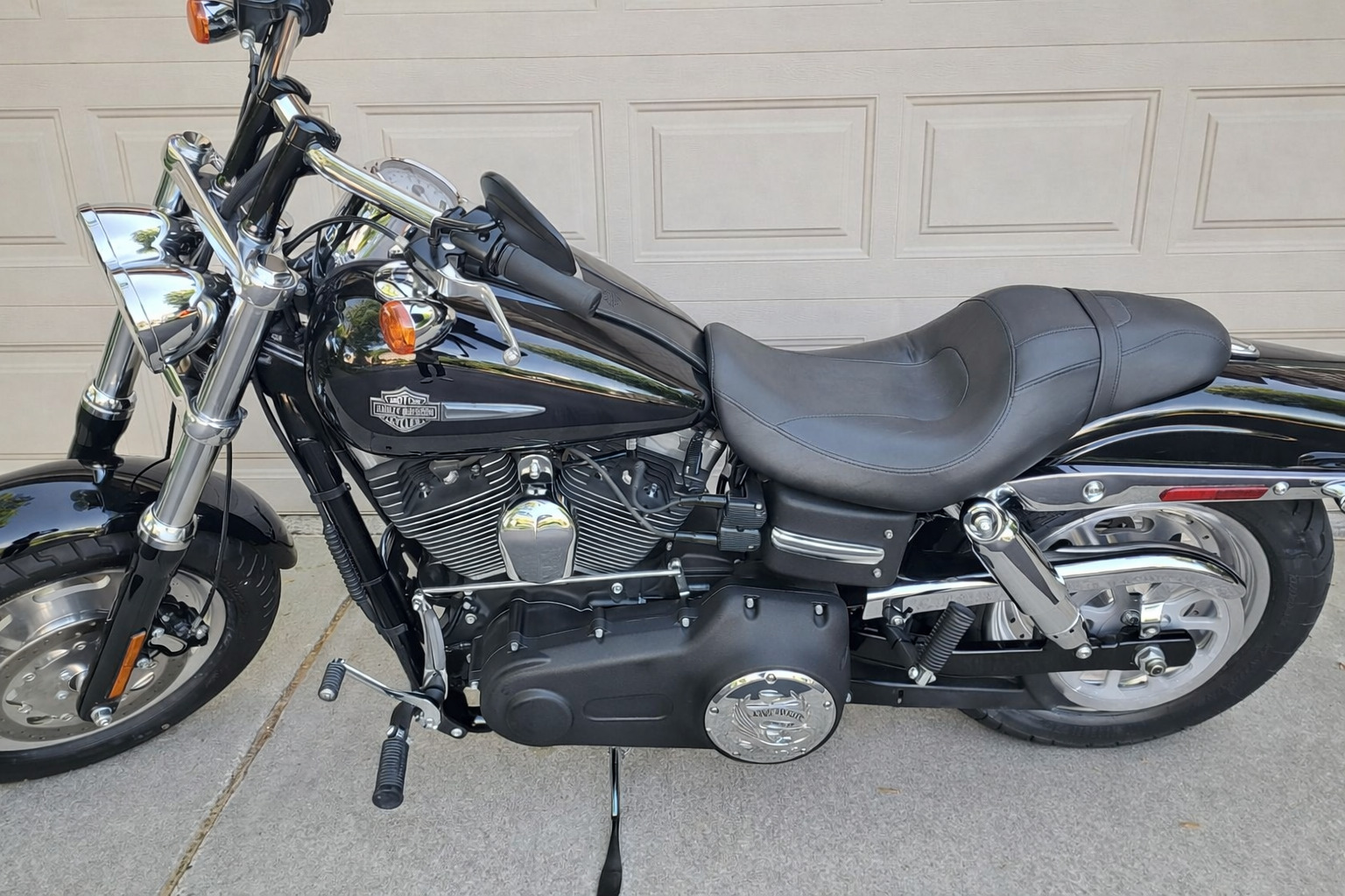 2010 Harley-Davidson FAT BOB DYNA DYNA in Apple Valley, MN