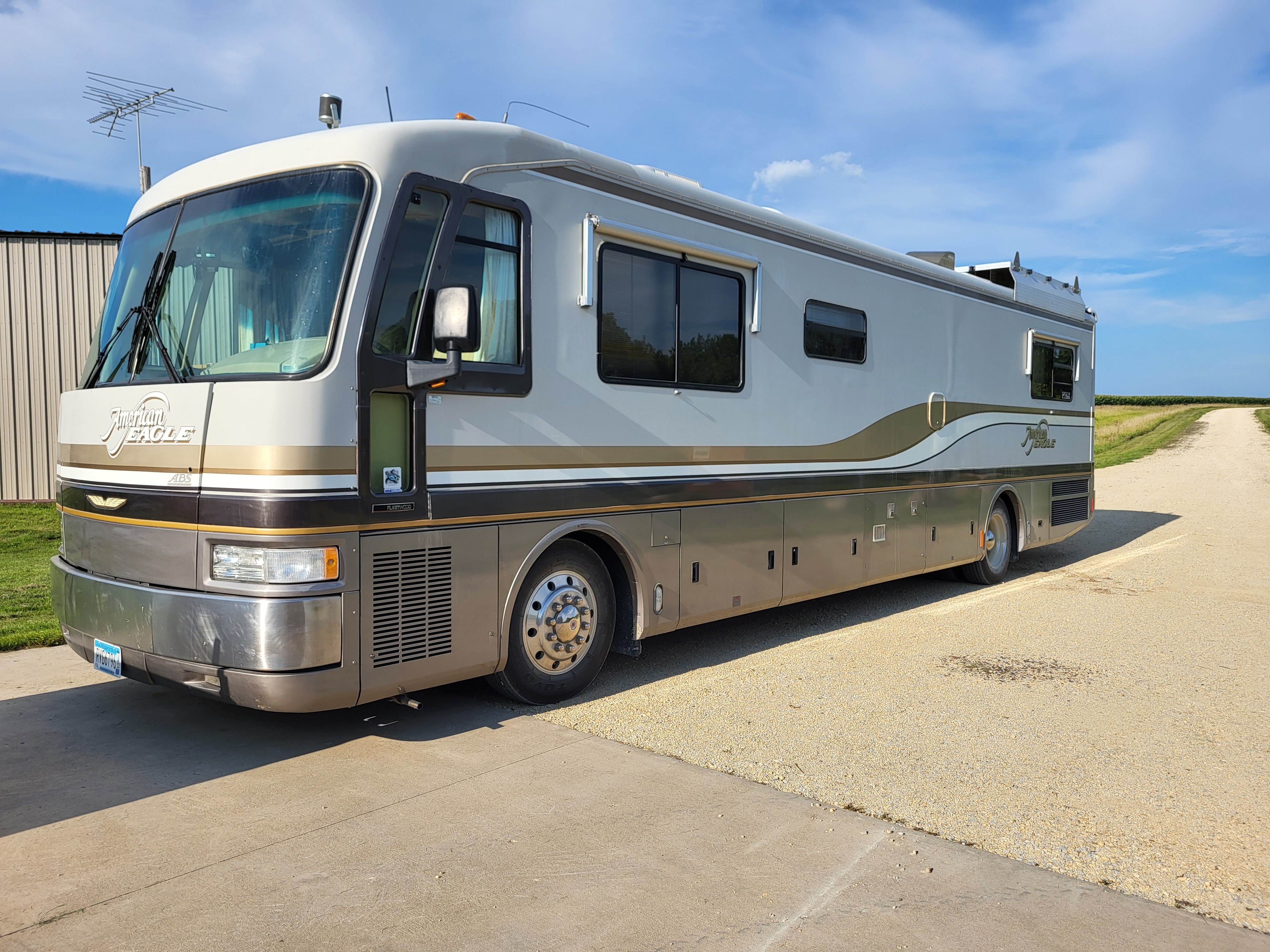 1995 Fleetwood AMERICAN EAGLE 40EVS in goodhue MN