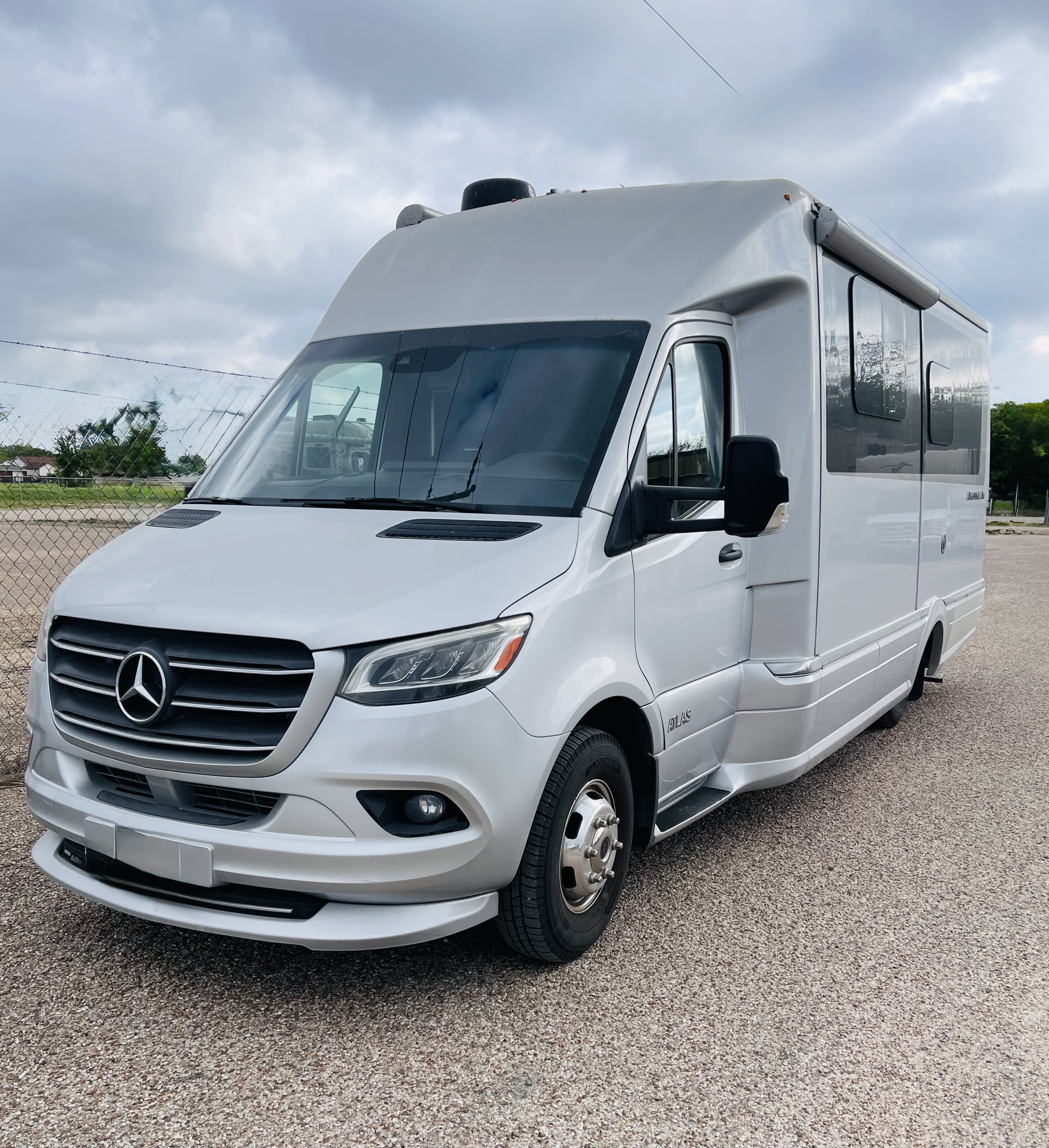 2020 Airstream ATLAS 24MB RV