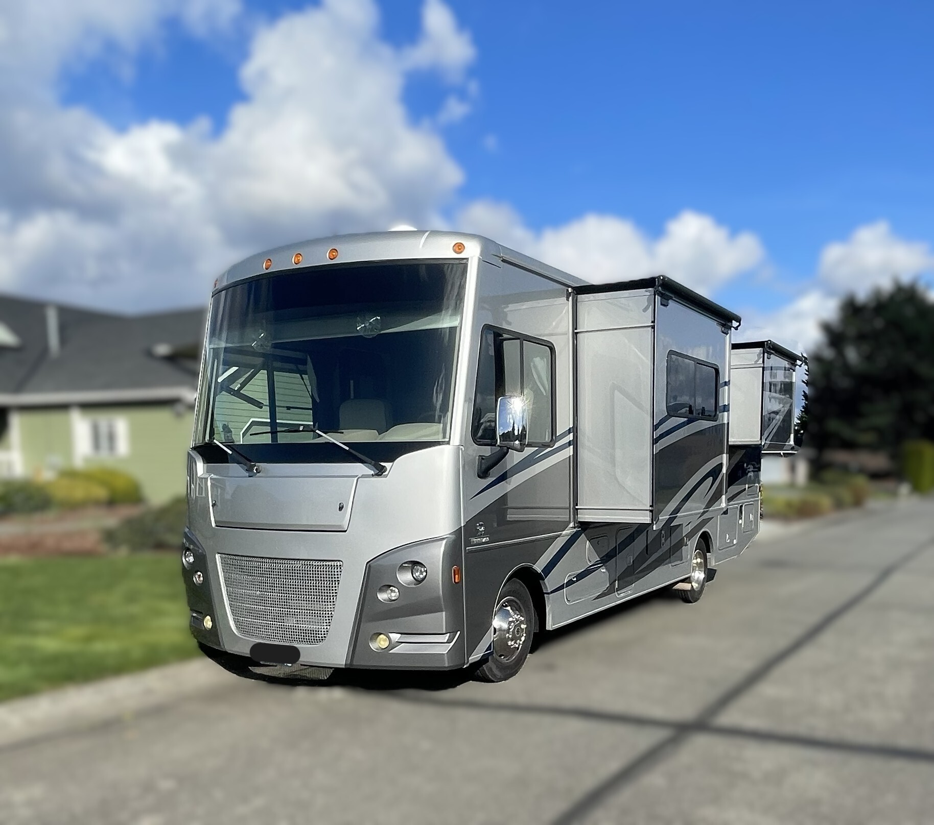 2018 Winnebago SUNSTAR LX 27N RV