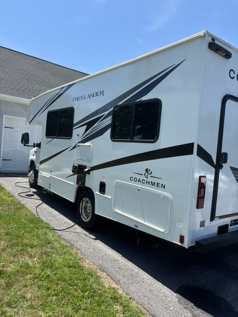 2025 Coachmen FREELANDER 22XG RV